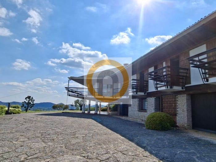 Casa con 6 locali in vendita in Centro, Pederobba