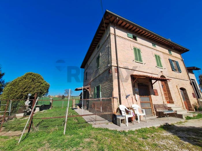 Casa con 5 locali in vendita in Loc Macchie, Montefalco