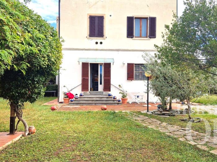 Appartamento con 6 locali in affitto in Via Urano Sarti, Antignano Banditella, Livorno