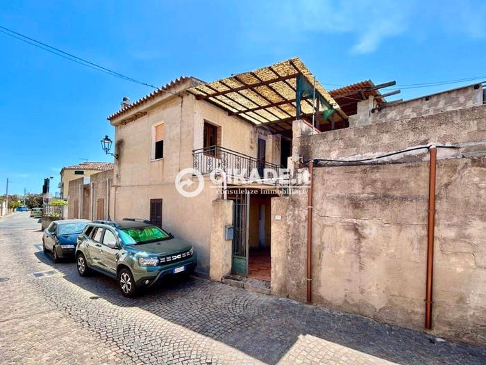 Appartamento con 5 locali in vendita in Via Settembre, Centro, Pula