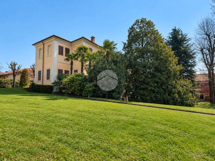 Casa con 6 locali in vendita in Via Mollardi, Centro, Pianezza