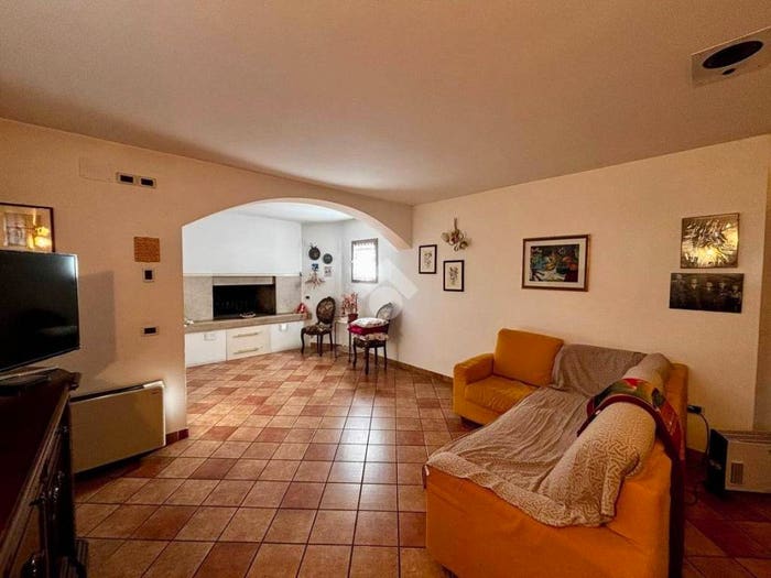 Casa con 6 locali in vendita in Via Cal de Cros, Centro, Follina