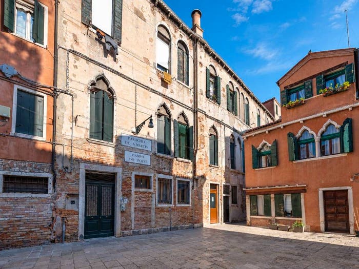 Appartamento trilocale in vendita in Campo Do Pozzi, San Francesco della Vigna, Venezia