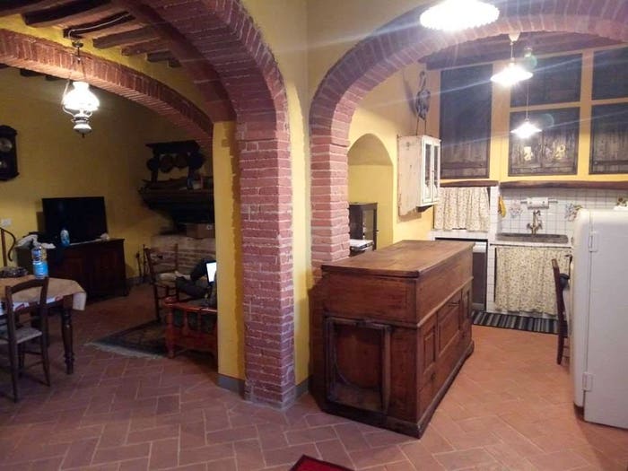 Casa quadrilocale in vendita in Lucignano