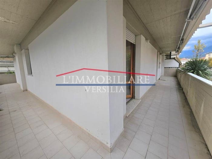 Appartamento con 6 locali in vendita in Via Dante Marchetti, Rinchiostra Quercioli, Massa