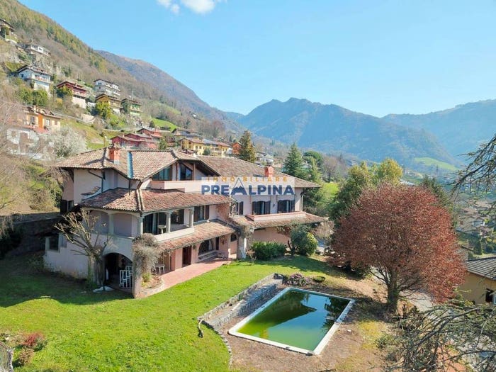 Casa con 6 locali in vendita in Via Monte farno, Centro, Gandino