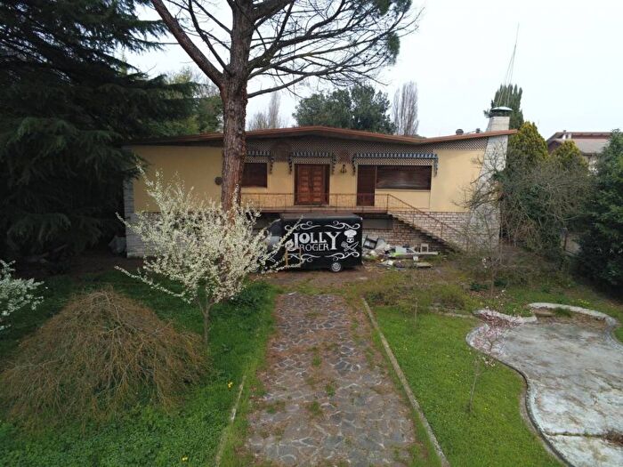 Casa in vendita in Via Euganea Treponti, Treponti, Teolo