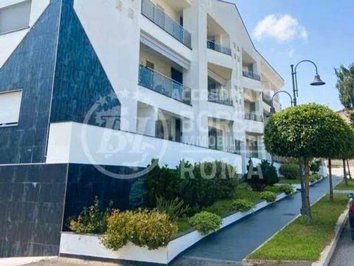 Appartamento bilocale in vendita in Via Po, Centro, Lariano