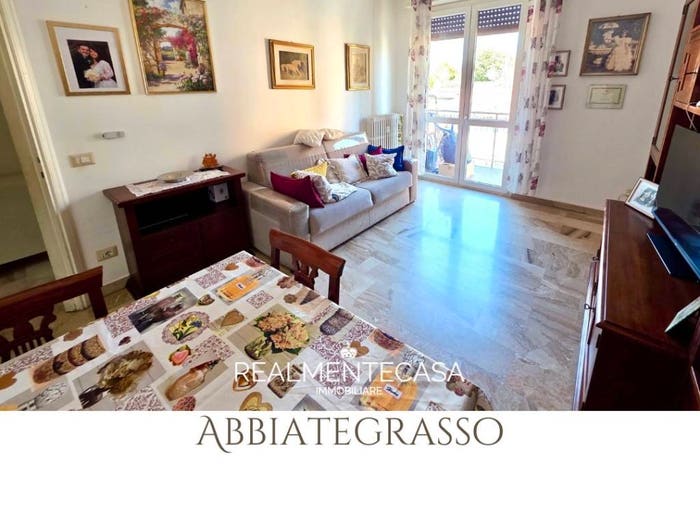 Appartamento bilocale in vendita in Via Caprera, Abbiategrasso