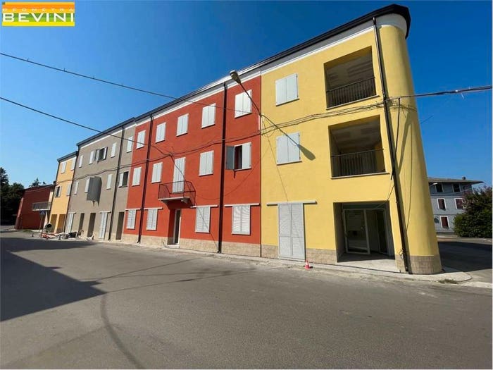 Appartamento trilocale in vendita in VIA PER MODENA, Centro, Bomporto