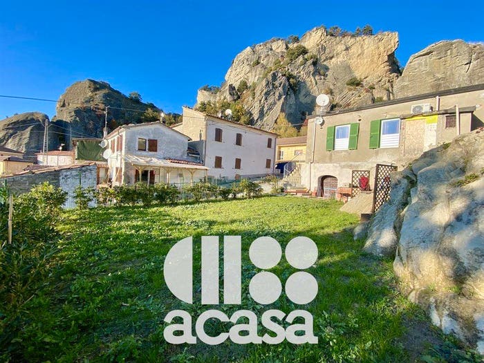 Appartamento quadrilocale in vendita in Perticara, Novafeltria