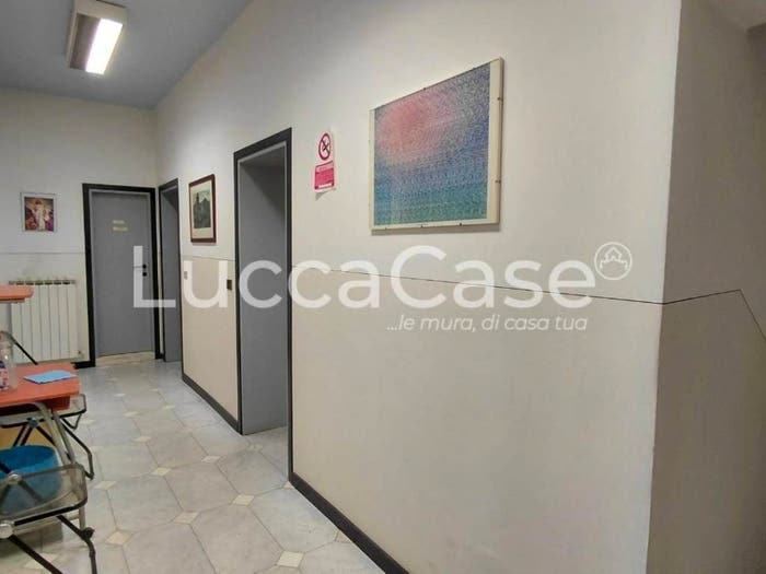 Appartamento con 5 locali in vendita in Via San Marco, San Marco Acquacalda, Lucca