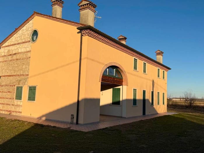 Casa con 6 locali in vendita in Via Bosco di Sopra, Frazioni di Camisano Vicentino, Camisano Vicentino