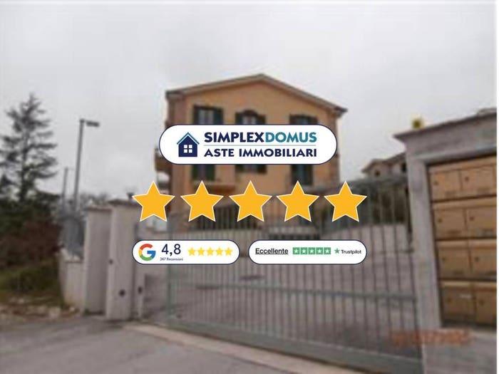Appartamento con 5 locali in vendita in Contrada Palombara, Piane Di Montegiorgio, Montegiorgio