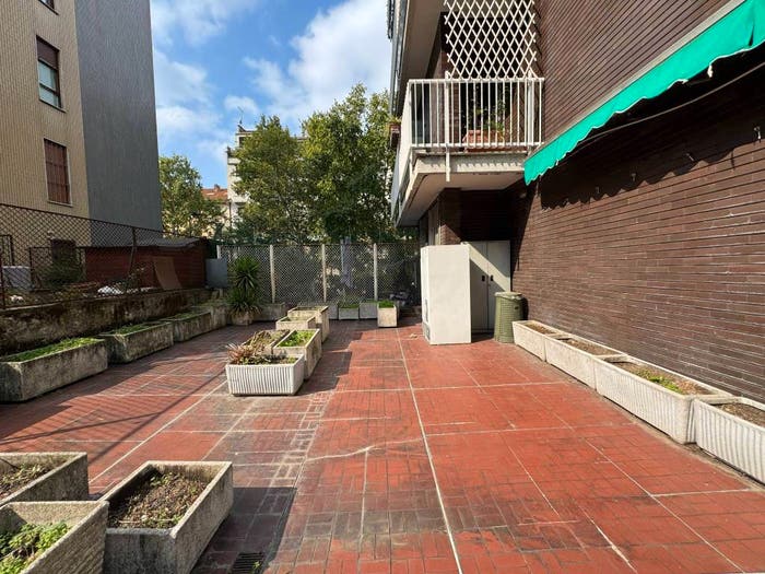 Appartamento trilocale in vendita in Via Amedeo d'Aosta, Città Studi, Milano