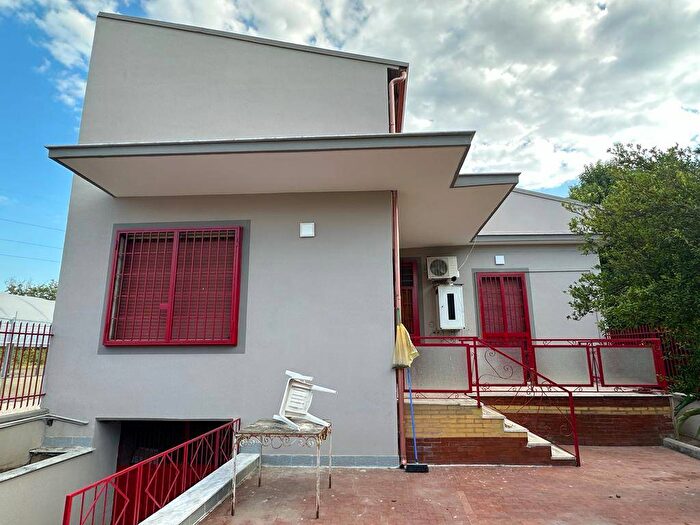 Casa con 5 locali in vendita in Strada Provinciale Ponteselice, Casagiove