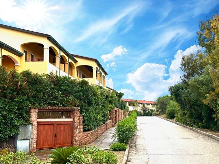 Casa trilocale in vendita in Pirotto Li Frati, Badesi