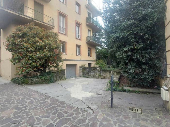 Appartamento con 6 locali in vendita in Viale Giosuè Carducci, Murri, Bologna
