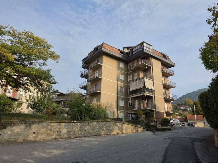 Appartamento trilocale in vendita in via madonna di campagna, Centro, Ceva