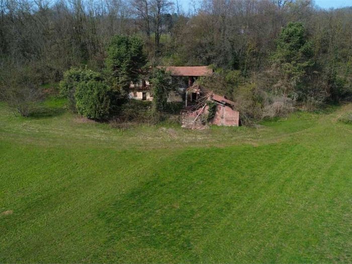 Casa con 6 locali in vendita in Via Delle Vignazze, Golasecca