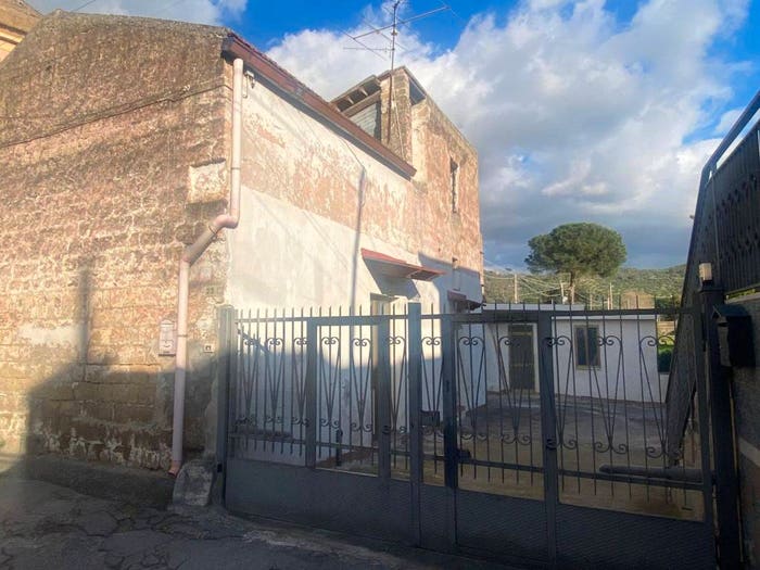 Appartamento bilocale in vendita in Via della Vigna, Maddaloni