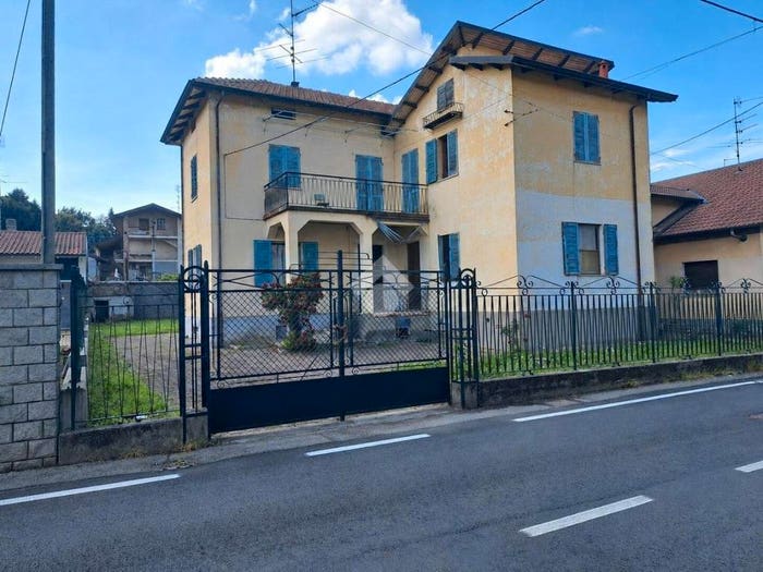 Casa con 6 locali in vendita in Via Roma, Cavaglià