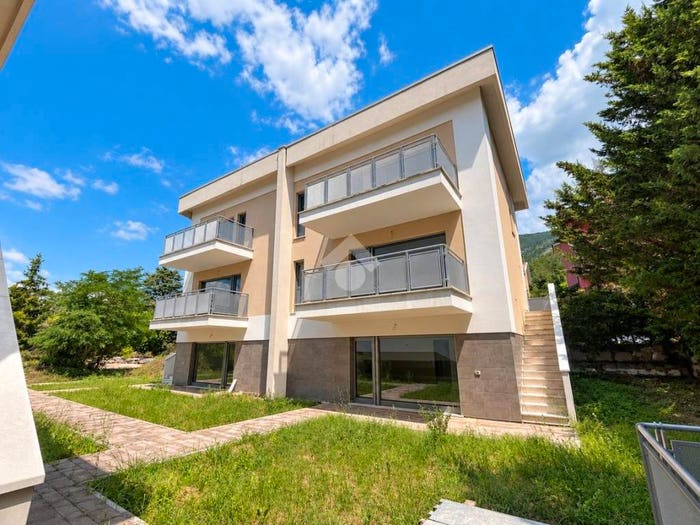 Casa trilocale in vendita in Via della rocchetta, Pettino Cansatessa, L'Aquila