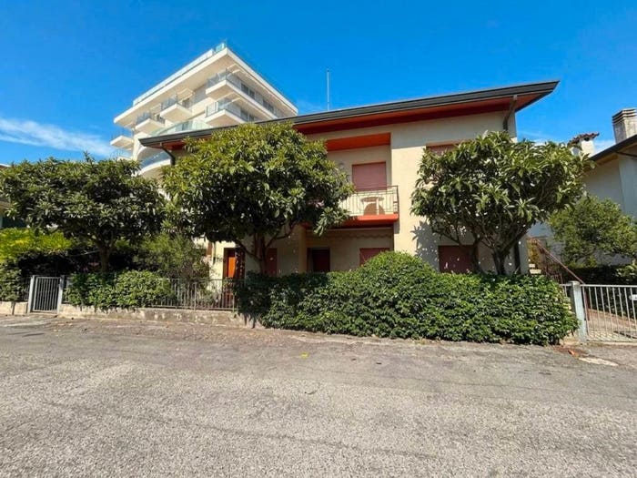 Casa con 6 locali in vendita in Centro, Lignano Sabbiadoro