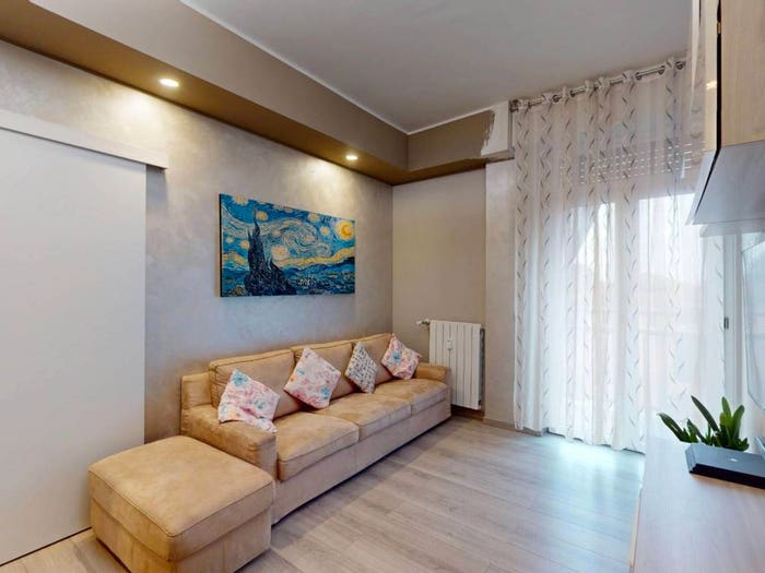 Appartamento trilocale in vendita in Via Claudio Cesana, Centro, Carate Brianza