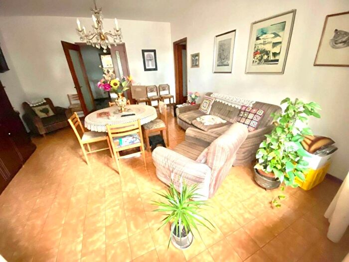 Appartamento con 6 locali in vendita in Via Giovanni XXIII, Centro, Urbino