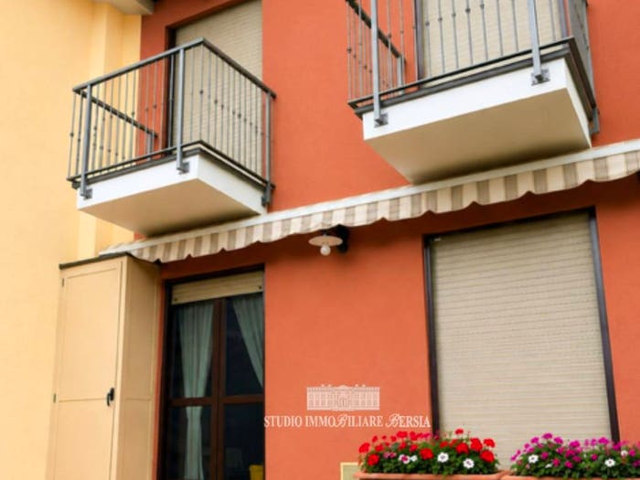 Casa con 6 locali in vendita in Saluzzo