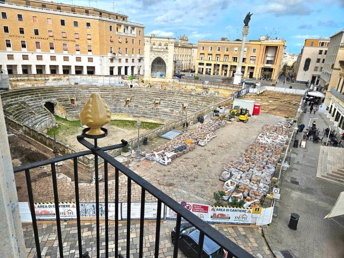 Appartamento con 5 locali in vendita in Via degli Acaya, Centro Storico, Lecce