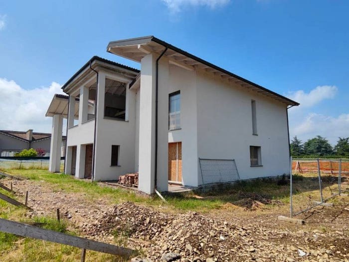 Casa trilocale in vendita in via Marconi, Monticelli Terme, Montechiarugolo