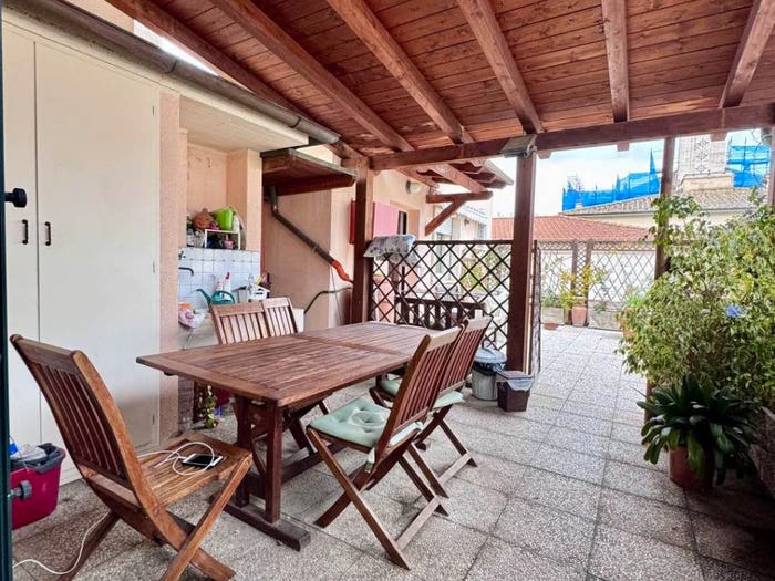 Casa con 6 locali in vendita in Centro, Follonica