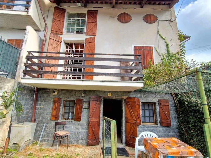 Casa trilocale in vendita in Val di Chy