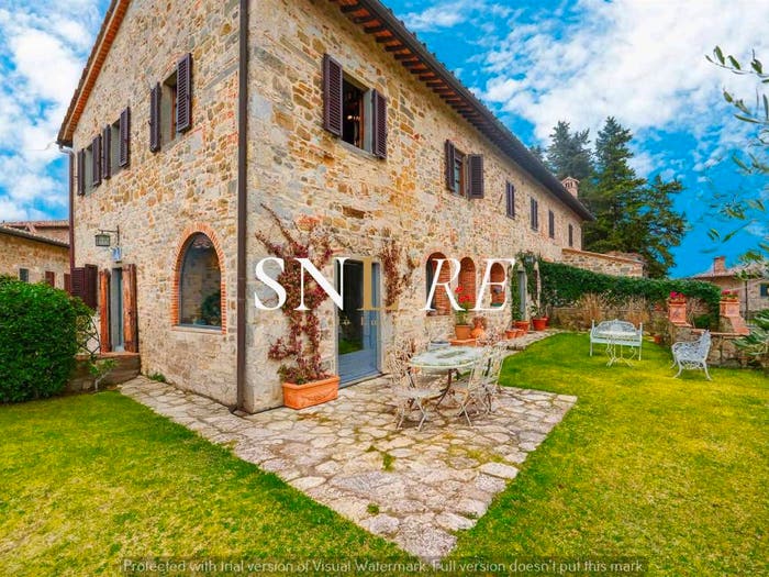 Casa con 6 locali in vendita in Via Aldo Moro, Centro, Gaiole in Chianti