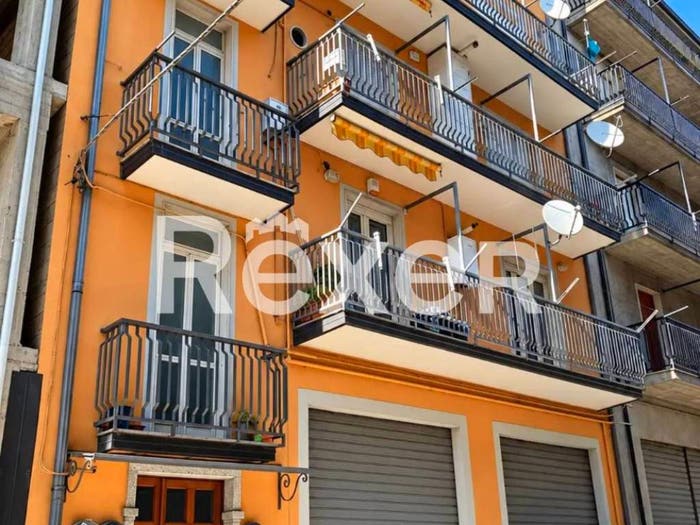 Appartamento quadrilocale in vendita in Via Stromboli, Centro, San Giovanni in Fiore