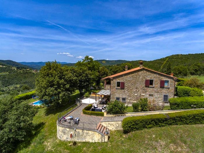 Casa con 6 locali in vendita in Badia Al Pino, Civitella in Val di Chiana