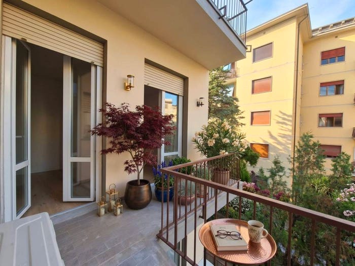 Appartamento con 6 locali in vendita in Viale Calatafimi, Campo di Marte, Firenze