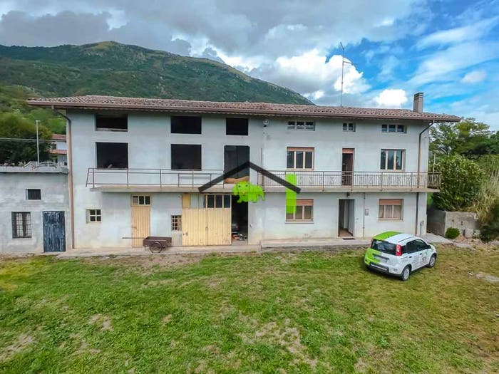 Casa con 6 locali in vendita in Via Wassermann, Toppo, Travesio