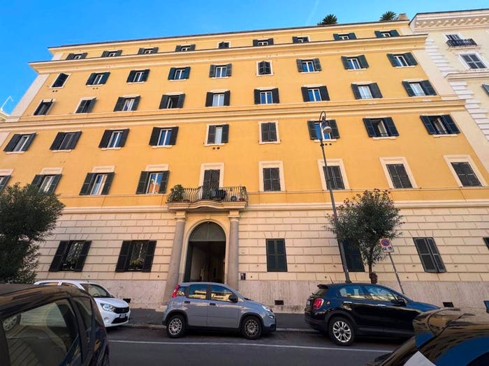 Appartamento bilocale in affitto in Via Mecenate, Colle Oppio, Roma