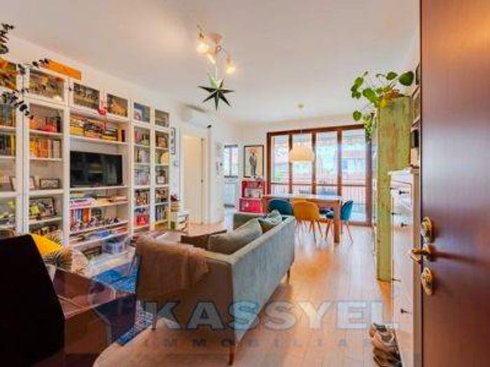 Appartamento trilocale in vendita in Via Giovanni Battista Prandina, Ponte Nuovo, Milano