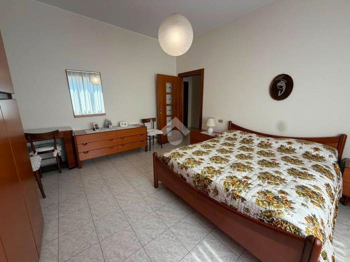 Appartamento trilocale in vendita in Via Uberto da Canturio, Centro, Cantù