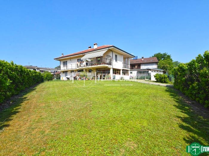 Casa con 6 locali in vendita in Via T Cagna, Centro, Front