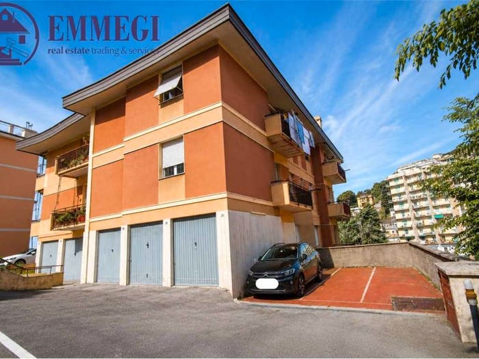 Appartamento con 5 locali in vendita in Via del manzasco, San Fruttuoso, Genova