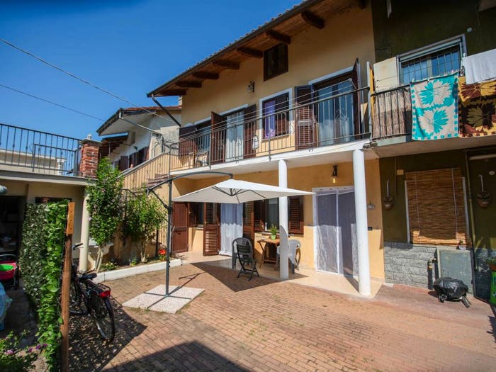 Casa con 5 locali in vendita in Via San Rocco, Montanaro