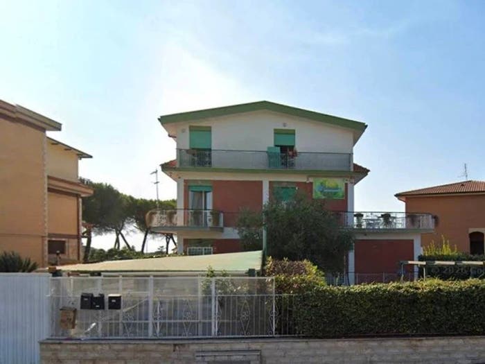 Appartamento quadrilocale in vendita in Via Di Vermicino, Borghesiana, Roma