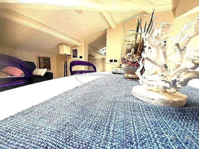 Casa bilocale in vendita in Lungomare, Viareggio