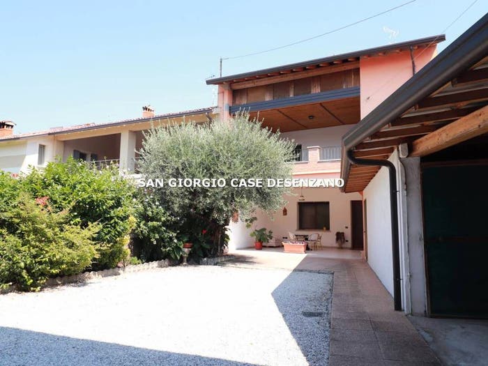 Casa quadrilocale in vendita in Lonato del Garda