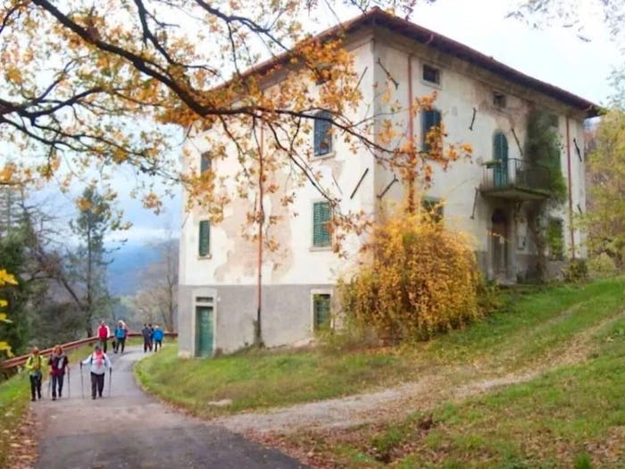 Casa con 6 locali in vendita in Località Tre Fonti, Santa Sofia